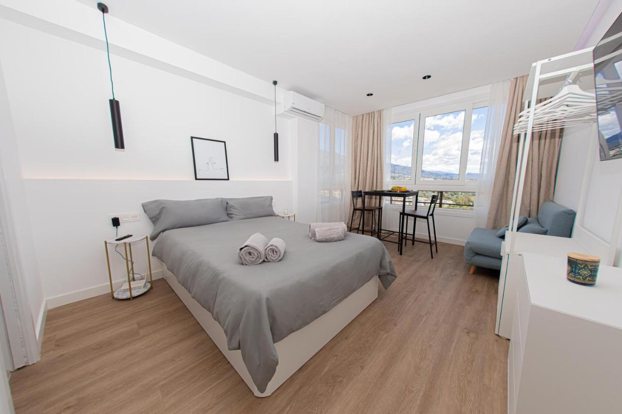 Modern Apartment With Stunning Views 마르베야 외부 사진